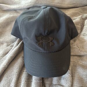 Under Armour hat in black.